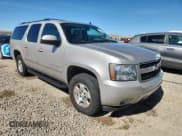 ✅ 2007 Chevrolet Suburban LTZ • VIN: 3GNFK16327G112047 • Lot: 85191495. Listed on Copart with 235,848 mi. Free auction sales archive from the USA and detailed vehicle history report at DreamBid. Image 4.