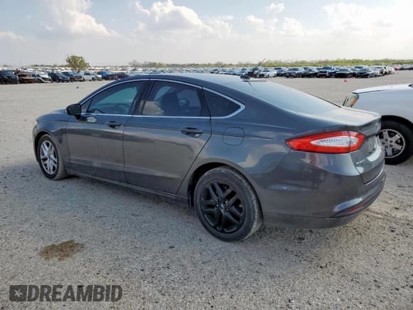 ✅ 2016 Ford Fusion SE • VIN: 3FA6P0HD9GR366021 • Lot: 82780855. Listed on Copart with 108,949 mi. Free auction sales archive from the USA and detailed vehicle history report at DreamBid. Image 2.