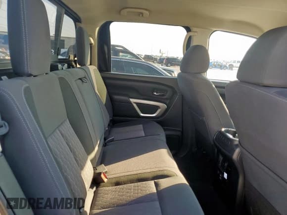 ✅ 2024 Nissan Titan SV • VIN: 1N6AA1EF7RN116992 • Лот: 84390105. Опубликован ранее на Copart с пробегом 20 985 миль. Бесплатный доступ к архиву аукционных продаж из США и подробный отчёт об истории автомобиля на DreamBid. Изображение 10.