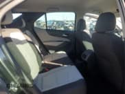 ✅ 2018 Chevrolet Equinox LS • VIN: 2GNAXHEV5J6128091 • Лот: 82715495. Опубликован ранее на Copart с пробегом 33 777 миль. Бесплатный доступ к архиву аукционных продаж из США и подробный отчёт об истории автомобиля на DreamBid. Изображение 10.