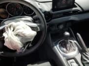 ✅ 2019 Mazda MX-5 Miata Club • VIN: JM1NDAC70K0307678 • Lot: 45749413. Wystawiony na Copart z przebiegiem 8 893 mil. Bezpłatny archiwum sprzedaży aukcyjnych z USA i szczegółowy raport historii pojazdu na DreamBid. Zdjęcie 8.