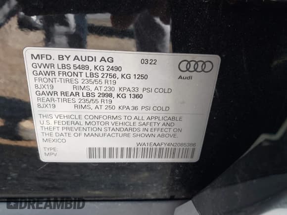 ✅ 2022 Audi Q5 S line Premium Plus • VIN: WA1EAAFY4N2085386 • Lot: 43325714. Wystawiony na IAAI z przebiegiem 20 951 mil. Bezpłatny archiwum sprzedaży aukcyjnych z USA i szczegółowy raport historii pojazdu na DreamBid. Zdjęcie 9.