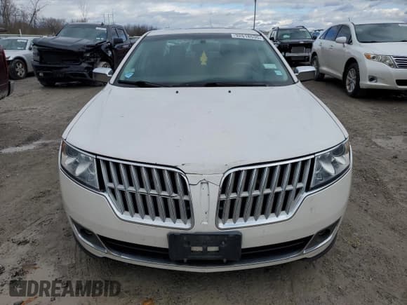 ✅ 2011 Lincoln MKZ • VIN: 3LNHL2JC5BR751303 • Лот: 92618535. Опубликован ранее на Copart с пробегом 194 076 миль. Бесплатный доступ к архиву аукционных продаж из США и подробный отчёт об истории автомобиля на DreamBid. Изображение 5.