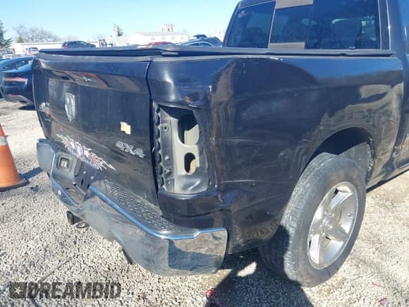 ✅ 2009 Dodge 1500 SLT • VIN: 1D3HV13T19S771432 • Lot: 41761462. Wystawiony na IAAI z przebiegiem 192 382 mil. Bezpłatny archiwum sprzedaży aukcyjnych z USA i szczegółowy raport historii pojazdu na DreamBid. Zdjęcie 21.