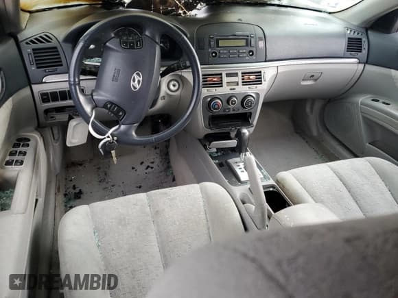 ✅ 2007 Hyundai Sonata GLS • VIN: 5NPET46CX7H296745 • Lot: 81733884. Wystawiony na Copart z przebiegiem Nie podano. Bezpłatny archiwum sprzedaży aukcyjnych z USA i szczegółowy raport historii pojazdu na DreamBid. Zdjęcie 8.