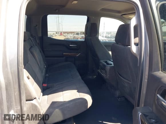 ✅ 2021 Chevrolet Silverado 1500 RST • VIN: 3GCUYEET4MG387356 • Lot: 41808678. Listed on IAAI with Not provided. Free auction sales archive from the USA and detailed vehicle history report at DreamBid. Image 8.