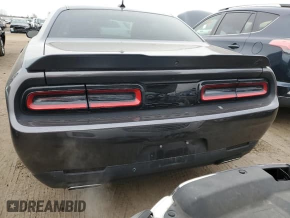 ✅ 2023 Dodge Challenger GT • VIN: 2C3CDZKG2PH512756 • Lot: 43626525. Wystawiony na Copart z przebiegiem 21 533 mil. Bezpłatny archiwum sprzedaży aukcyjnych z USA i szczegółowy raport historii pojazdu na DreamBid. Zdjęcie 6.