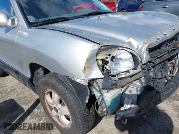 2005 Hyundai Santa Fe GLS с VIN KM8SC73D55U988475, выставлен на аукционе IAAI как лот 41779224 с пробегом 161 623 миль миль и . История ставок и продаж доступна на DreamBid. Изображение 12.