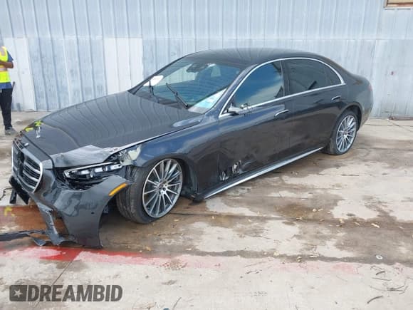 ✅ 2023 Mercedes-Benz S 580 • VIN: W1K6G7GB6PA198518 • Лот: 42043439. Опубликован ранее на IAAI с пробегом 39 643 миль. Бесплатный доступ к архиву аукционных продаж из США и подробный отчёт об истории автомобиля на DreamBid. Изображение 17.