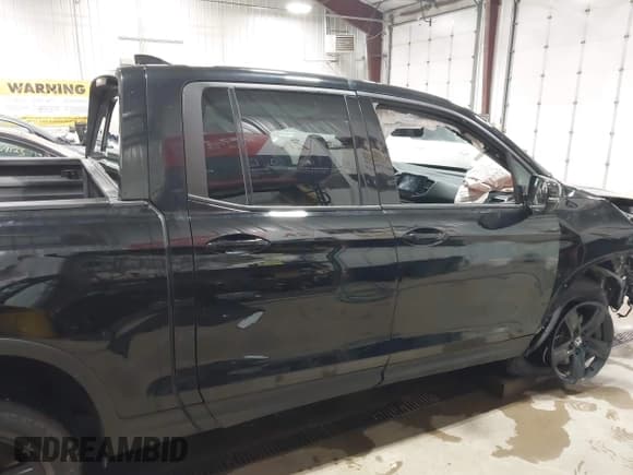 ✅ 2023 Honda Ridgeline Black Edition • VIN: 5FPYK3F85PB059284 • Lot: 43020966. Wystawiony na IAAI z przebiegiem 21 668 mil. Bezpłatny archiwum sprzedaży aukcyjnych z USA i szczegółowy raport historii pojazdu na DreamBid. Zdjęcie 14.