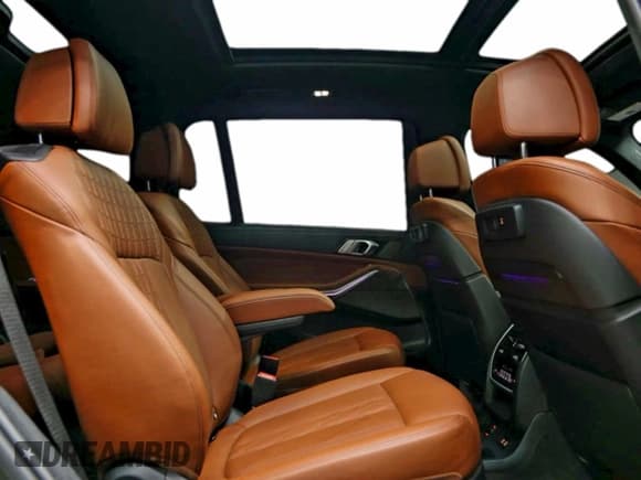 ✅ 2022 BMW X7 M50i • VIN: 5UXCX6C0XN9M90214 • Lot: 95734825. Listed on Copart with 69,360 mi. Free auction sales archive from the USA and detailed vehicle history report at DreamBid. Image 6.