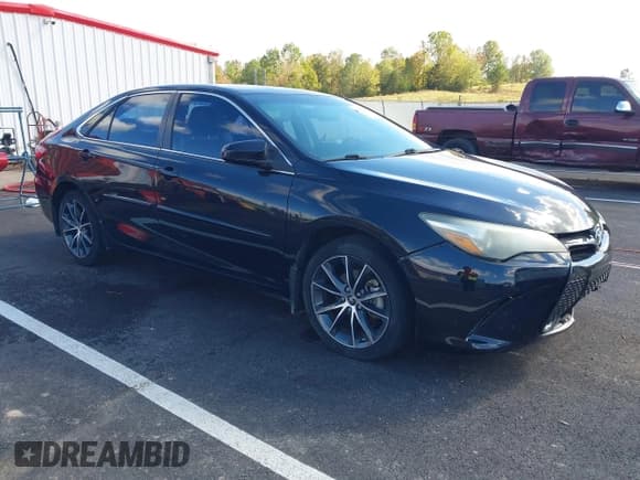 ✅ 2016 Toyota Camry LE • VIN: 4T1BF1FK2GU118796 • Lot: 43557338. Wystawiony na IAAI z przebiegiem 118 632 mil. Bezpłatny archiwum sprzedaży aukcyjnych z USA i szczegółowy raport historii pojazdu na DreamBid. Zdjęcie 1.