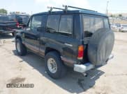 ✅ 1989 Isuzu Trooper • VIN: JACCH57E2K8917304 • Lot: 42730947. Listed on IAAI with 257,021 mi. Free auction sales archive from the USA and detailed vehicle history report at DreamBid. Image 3.