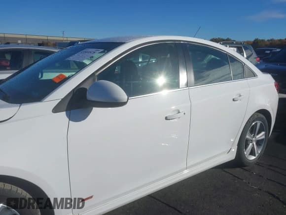 ✅ 2015 Chevrolet Cruze LT • VIN: 1G1PE5SB0F7263691 • Лот: 43569578. Опубликован ранее на IAAI с пробегом 84 985 миль. Бесплатный доступ к архиву аукционных продаж из США и подробный отчёт об истории автомобиля на DreamBid. Изображение 14.