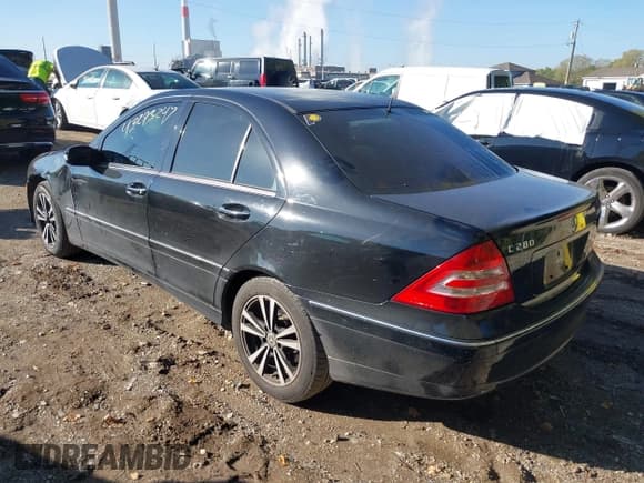 ✅ 2006 Mercedes-Benz C 280 Luxury • VIN: WDBRF92H56F799114 • Lot: 43293247. Wystawiony na IAAI z przebiegiem 160 492 mil. Bezpłatny archiwum sprzedaży aukcyjnych z USA i szczegółowy raport historii pojazdu na DreamBid. Zdjęcie 3.