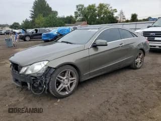 ✅ 2013 Mercedes-Benz E 350 • VIN: WDDKJ5KB1DF194077 • Lot: 83961835. Listed on Copart with 171,243 mi. Free auction sales archive from the USA and detailed vehicle history report at DreamBid. Image 1.