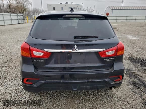 ✅ 2019 Mitsubishi Outlander ES • VIN: JA4AP3AU2KU024695 • Lot: 93961505. Listed on Copart with 122,166 mi. Free auction sales archive from the USA and detailed vehicle history report at DreamBid. Image 6.