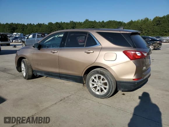 ✅ 2019 Chevrolet Equinox LT • VIN: 2GNAXKEV9K6259474 • Лот: 70487685. Опубликован ранее на Copart с пробегом 88 245 миль. Бесплатный доступ к архиву аукционных продаж из США и подробный отчёт об истории автомобиля на DreamBid. Изображение 2.