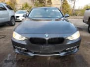 ✅ 2013 BMW 3 Series 328i • VIN: WBA3C1C52DF437600 • Lot: 91648285. Wystawiony na Copart z przebiegiem 134 398 mil. Bezpłatny archiwum sprzedaży aukcyjnych z USA i szczegółowy raport historii pojazdu na DreamBid. Zdjęcie 5.