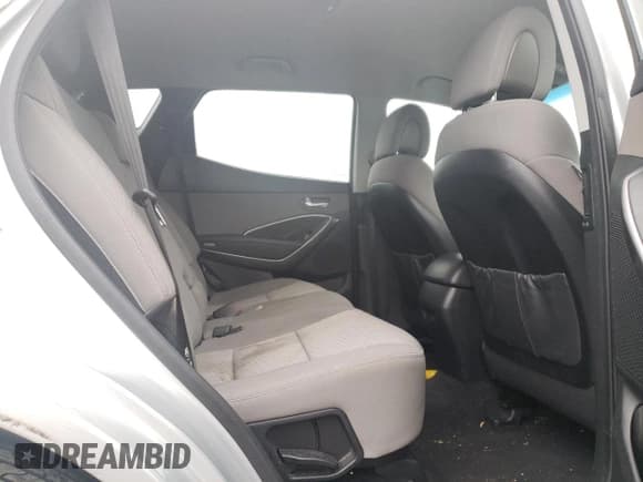 ✅ 2018 Hyundai Santa Fe 2.4L • VIN: 5XYZT3LB2JG571997 • Лот: 71226213. Опубликован ранее на Copart с пробегом Не указан. Бесплатный доступ к архиву аукционных продаж из США и подробный отчёт об истории автомобиля на DreamBid. Изображение 10.