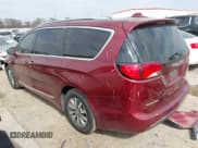 ✅ 2020 Chrysler Pacifica Hybrid Limited • VIN: 2C4RC1N71LR183414 • Лот: 41504790. Опубликован ранее на IAAI с пробегом 71 676 миль. Бесплатный доступ к архиву аукционных продаж из США и подробный отчёт об истории автомобиля на DreamBid. Изображение 3.