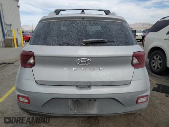 ✅ 2021 Hyundai Venue SEL • VIN: KMHRC8A30MU099824 • Lot: 43165155. Listed on Copart with 28,243 mi. Free auction sales archive from the USA and detailed vehicle history report at DreamBid. Image 6.