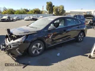 2018 Hyundai Ioniq SEL с VIN KMHC75LC3JU060839, выставлен на аукционе Copart как лот 74549714 с пробегом 150 723 миль миль и Списание • Salvage title. История ставок и продаж доступна на DreamBid. Изображение 1.
