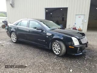 ✅ 2008 Cadillac STS-V • VIN: 1G6DX67DX80198433 • Lot: 64023515. Wystawiony na Copart z przebiegiem 80 378 mil. Bezpłatny archiwum sprzedaży aukcyjnych z USA i szczegółowy raport historii pojazdu na DreamBid. Zdjęcie 4.