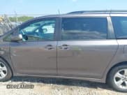 ✅ 2020 Toyota Sienna LE • VIN: 5TDKZ3DC7LS085201 • Lot: 43051122. Listed on IAAI with 81,061 mi. Free auction sales archive from the USA and detailed vehicle history report at DreamBid. Image 15.