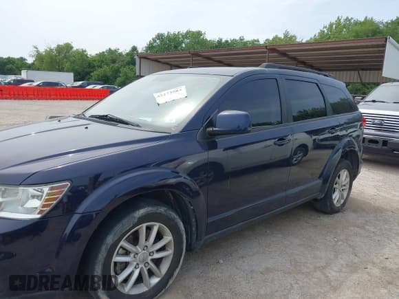 ✅ 2017 Dodge Journey SXT • VIN: 3C4PDDBG4HT574281 • Lot: 42273583. Wystawiony na IAAI z przebiegiem 155 611 mil. Bezpłatny archiwum sprzedaży aukcyjnych z USA i szczegółowy raport historii pojazdu na DreamBid. Zdjęcie 14.