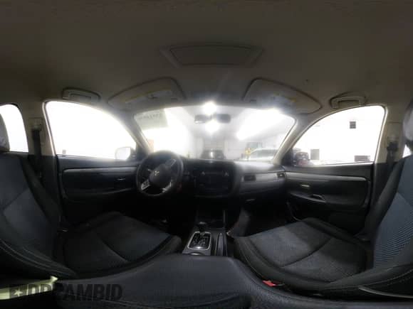 2016 Mitsubishi Outlander SE с VIN JA4AZ3A33GZ030968, выставлен на аукционе IAAI как лот 43516930 с пробегом 141 155 миль миль и . История ставок и продаж доступна на DreamBid. Изображение 21.