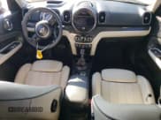 ✅ 2018 MINI Countryman Cooper S • VIN: WMZYT3C39J3D99916 • Lot: 70821314. Listed on Copart with 47,966 mi. Free auction sales archive from the USA and detailed vehicle history report at DreamBid. Image 8.