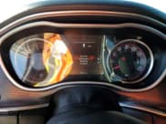 ✅ 2018 Dodge Challenger GT • VIN: 2C3CDZGG3JH341547 • Lot: 70588352. Wystawiony na Copart z przebiegiem 54 961 mil. Bezpłatny archiwum sprzedaży aukcyjnych z USA i szczegółowy raport historii pojazdu na DreamBid. Zdjęcie 9.