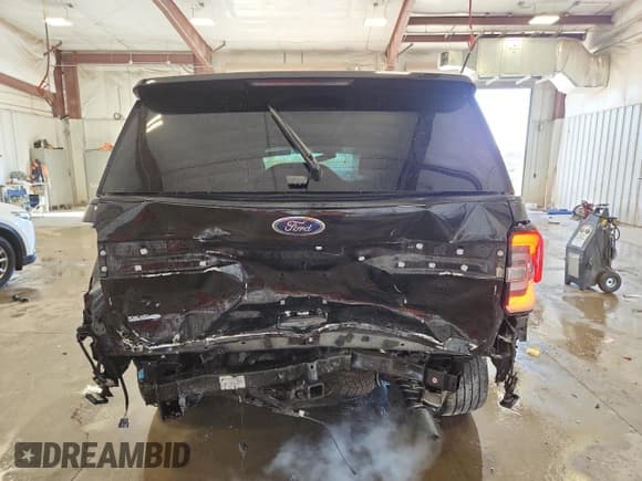 ✅ 2023 Ford Expedition Limited • VIN: 1FMJU2A82PEA24687 • Lot: 91823195. Listed on Copart with 28,836 mi. Free auction sales archive from the USA and detailed vehicle history report at DreamBid. Image 6.