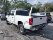 ✅ 2005 Chevrolet Silverado 2500HD LT • VIN: 1GCHK23295F952151 • Lot: 41400197. Wystawiony na IAAI z przebiegiem 285 971 mil. Bezpłatny archiwum sprzedaży aukcyjnych z USA i szczegółowy raport historii pojazdu na DreamBid. Zdjęcie 3.