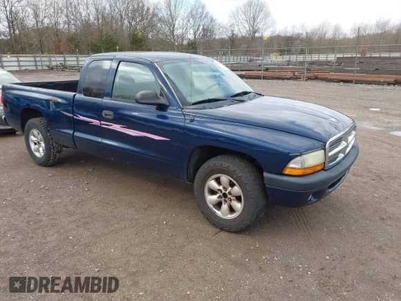 2004 Dodge Dakota Sport z VIN 1D7GL32K64S639568, wystawiony jako IAAI lot #41710072 z przebiegiem 209 348 mil mil oraz . Historia ofert i sprzedaży dostępna na DreamBid. Obrazek 1.