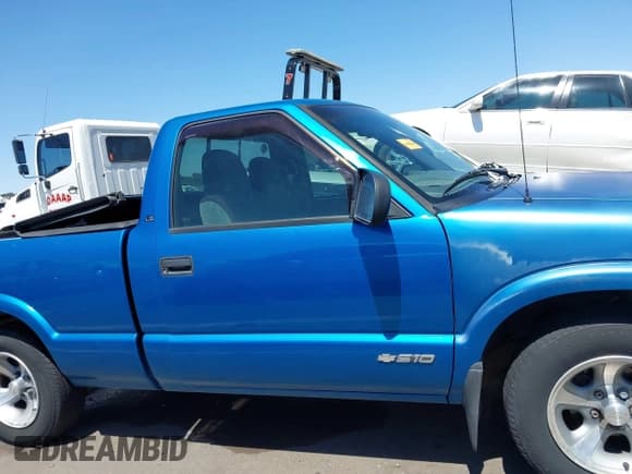 ✅ 2000 Chevrolet S-10 LS • VIN: 1GCCS14W3YK130186 • Лот: 42581957. Опубликован ранее на IAAI с пробегом 152 531 миль. Бесплатный доступ к архиву аукционных продаж из США и подробный отчёт об истории автомобиля на DreamBid. Изображение 13.