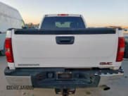 ✅ 2014 Chevrolet Silverado 2500HD LT • VIN: 1GC1KXCG9EF170622 • Лот: 51823865. Опубликован ранее на Copart с пробегом 276 042 миль. Бесплатный доступ к архиву аукционных продаж из США и подробный отчёт об истории автомобиля на DreamBid. Изображение 6.