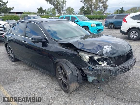 ✅ 2013 Honda Accord EX • VIN: 1HGCR2F70DA036727 • Lot: 42124584. Listed on IAAI with 190,166 mi. Free auction sales archive from the USA and detailed vehicle history report at DreamBid. Image 1.