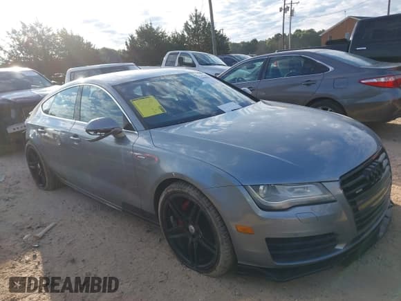 ✅ 2012 Audi A7 Prestige • VIN: WAUSGAFC6CN017904 • Lot: 43088662. Listed on IAAI with 134,409 mi. Free auction sales archive from the USA and detailed vehicle history report at DreamBid. Image 13.