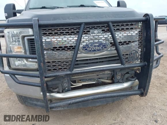 ✅ 2017 Ford F-250 Lariat • VIN: 1FT7W2BT0HEF27194 • Лот: 42061350. Опубликован ранее на IAAI с пробегом 206 679 миль. Бесплатный доступ к архиву аукционных продаж из США и подробный отчёт об истории автомобиля на DreamBid. Изображение 6.