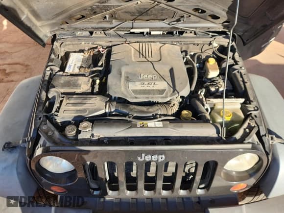 ✅ 2013 Jeep Wrangler Unlimited Sport • VIN: 1C4BJWDG5DL626664 • Лот: 82737655. Опубликован ранее на Copart с пробегом 157 447 миль. Бесплатный доступ к архиву аукционных продаж из США и подробный отчёт об истории автомобиля на DreamBid. Изображение 11.