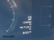 ✅ 2017 Volvo XC90 Momentum • VIN: YV4102XK9H1172778 • Лот: 43511551. Опубликован ранее на IAAI с пробегом 124 260 миль. Бесплатный доступ к архиву аукционных продаж из США и подробный отчёт об истории автомобиля на DreamBid. Изображение 15.