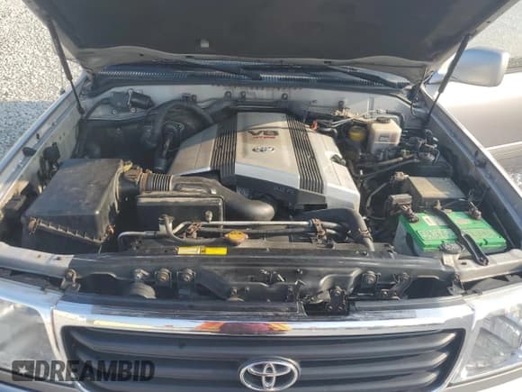 ✅ 2002 Toyota Land Cruiser • VIN: JTEHT05J922017989 • Лот: 69032555. Опубликован ранее на Copart с пробегом 250 503 миль. Бесплатный доступ к архиву аукционных продаж из США и подробный отчёт об истории автомобиля на DreamBid. Изображение 12.