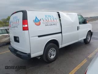✅ 2019 Chevrolet Express Cargo • VIN: 1GCWGAFP0K1187513 • Лот: 43125628. Опубликован ранее на IAAI с пробегом 85 336 миль. Бесплатный доступ к архиву аукционных продаж из США и подробный отчёт об истории автомобиля на DreamBid. Изображение 4.