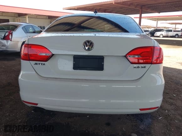 ✅ 2013 Volkswagen Jetta SE • VIN: 3VWDP7AJ5DM374598 • Lot: 42498082. Listed on IAAI with 144,285 mi. Free auction sales archive from the USA and detailed vehicle history report at DreamBid. Image 16.