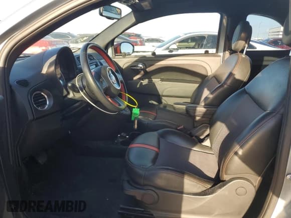 ✅ 2015 FIAT 500e • VIN: 3C3CFFGE3FT732607 • Lot: 71688014. Listed on Copart with 55,099 mi. Free auction sales archive from the USA and detailed vehicle history report at DreamBid. Image 7.