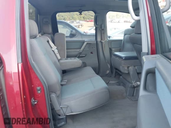 ✅ 2005 Nissan Titan LE • VIN: 1N6BA07B25N535397 • Lot: 42669705. Listed on IAAI with 248,854 mi. Free auction sales archive from the USA and detailed vehicle history report at DreamBid. Image 8.