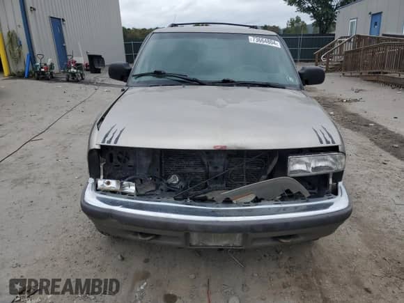 2001 Chevrolet Blazer LT с VIN 1GNDT13W812158646, выставлен на аукционе Copart как лот 73664804 с пробегом 182 735 миль миль и Списание • Salvage title. История ставок и продаж доступна на DreamBid. Изображение 5.