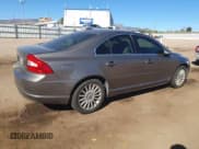✅ 2008 Volvo S80 3.2L • VIN: YV1AS982881051898 • Лот: 87209935. Опубликован ранее на Copart с пробегом 204 457 миль. Бесплатный доступ к архиву аукционных продаж из США и подробный отчёт об истории автомобиля на DreamBid. Изображение 3.